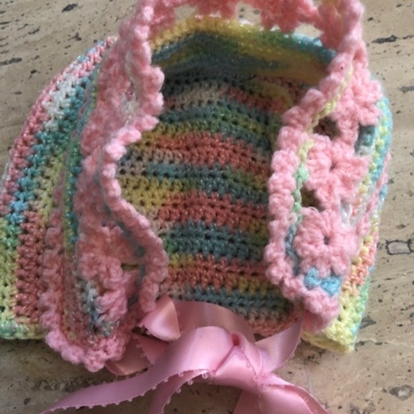 Infant New Born Baby Hand Crotched Sweater & Cap - Picture 3 of 10